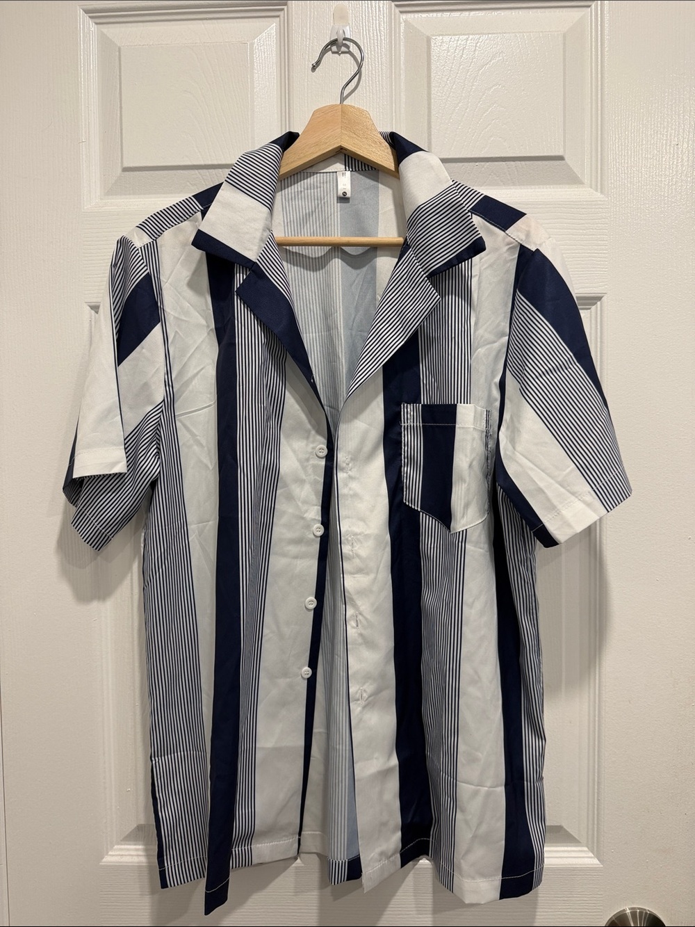 SHEIN Navy & White Vertical Stripe Short-Sleeve Button-Up Shirt